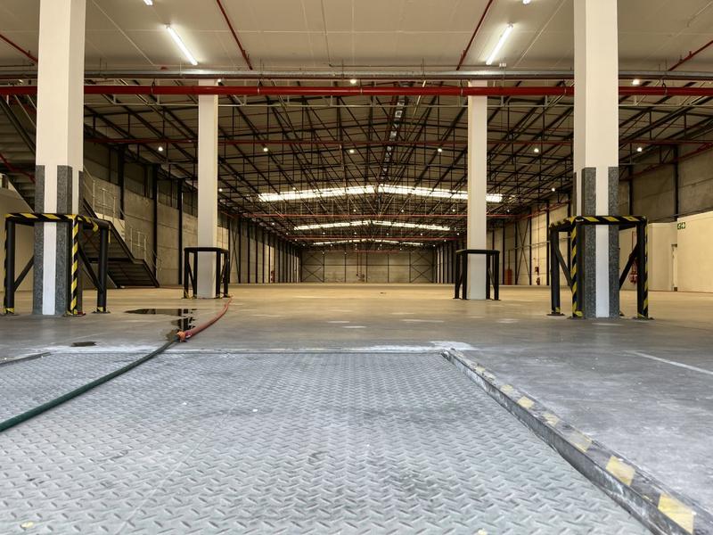 To Let commercial Property for Rent in Montague Gardens Western Cape